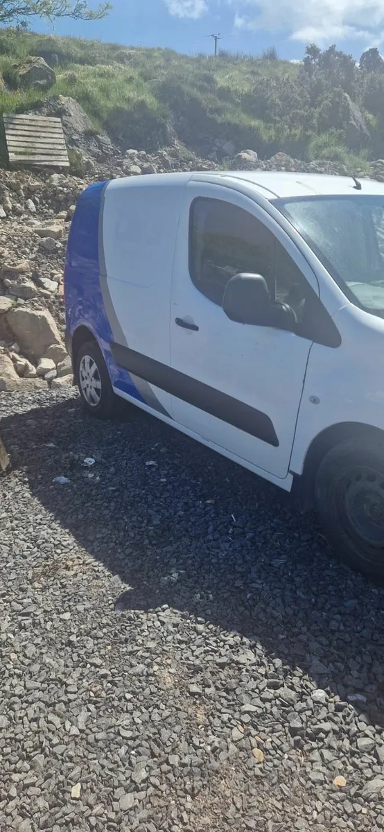 Peugeot Partner 2011 - Image 3