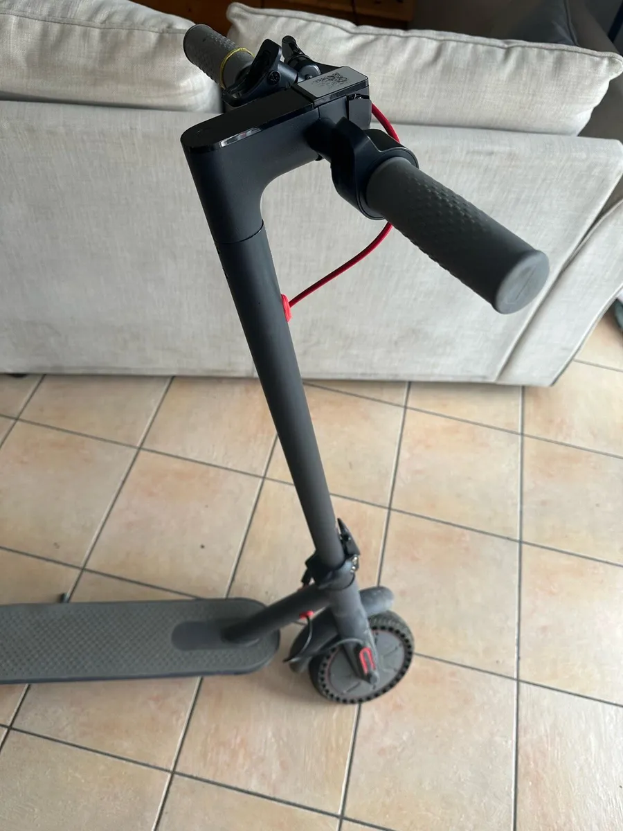 Electric scooter - Image 1