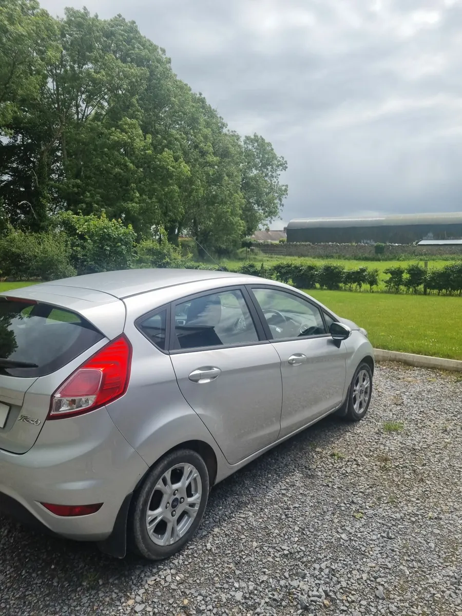 Ford Fiesta 2015 - Image 1