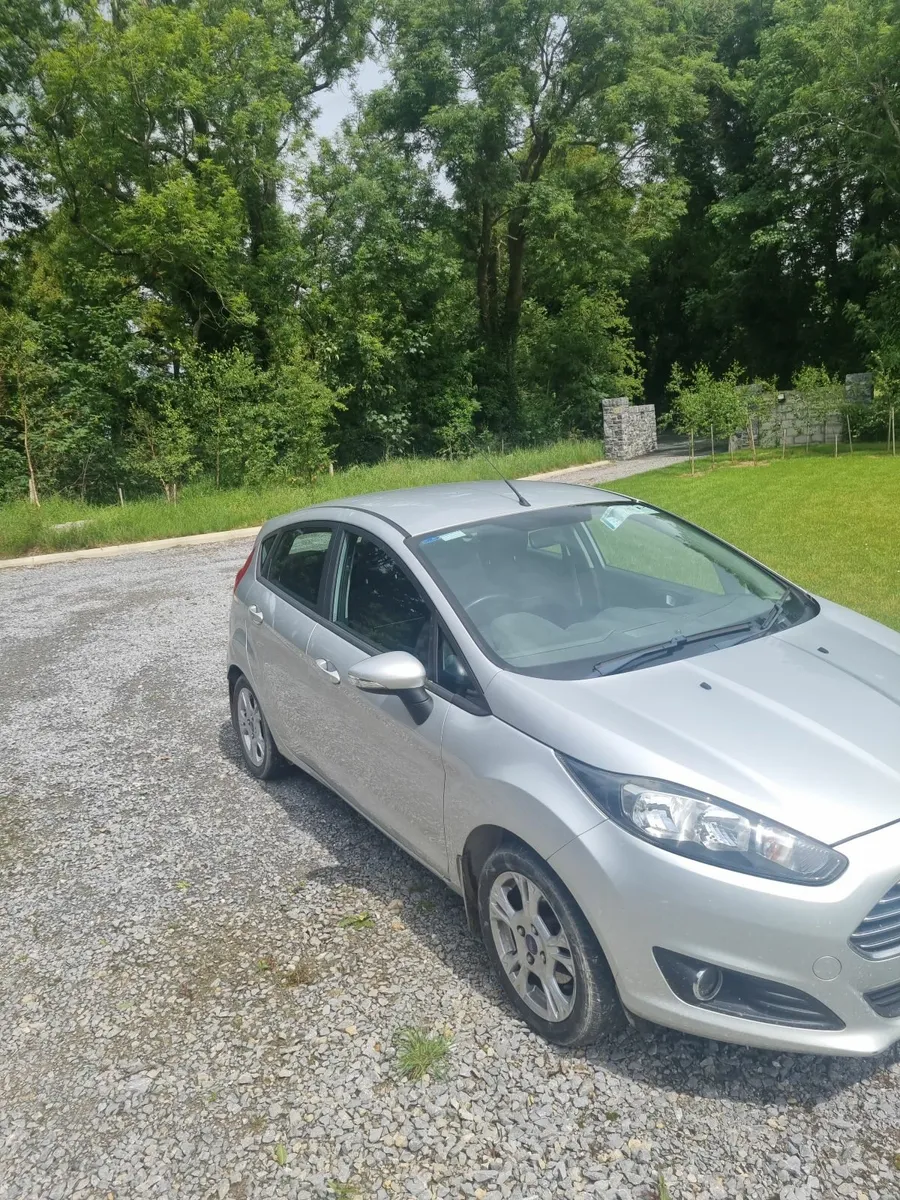 Ford Fiesta 2015 - Image 3