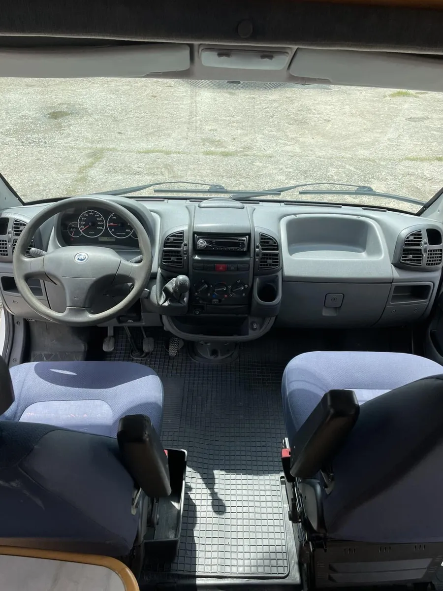 2004 McLouis Lagan 252 Left Hand Drive - Image 3