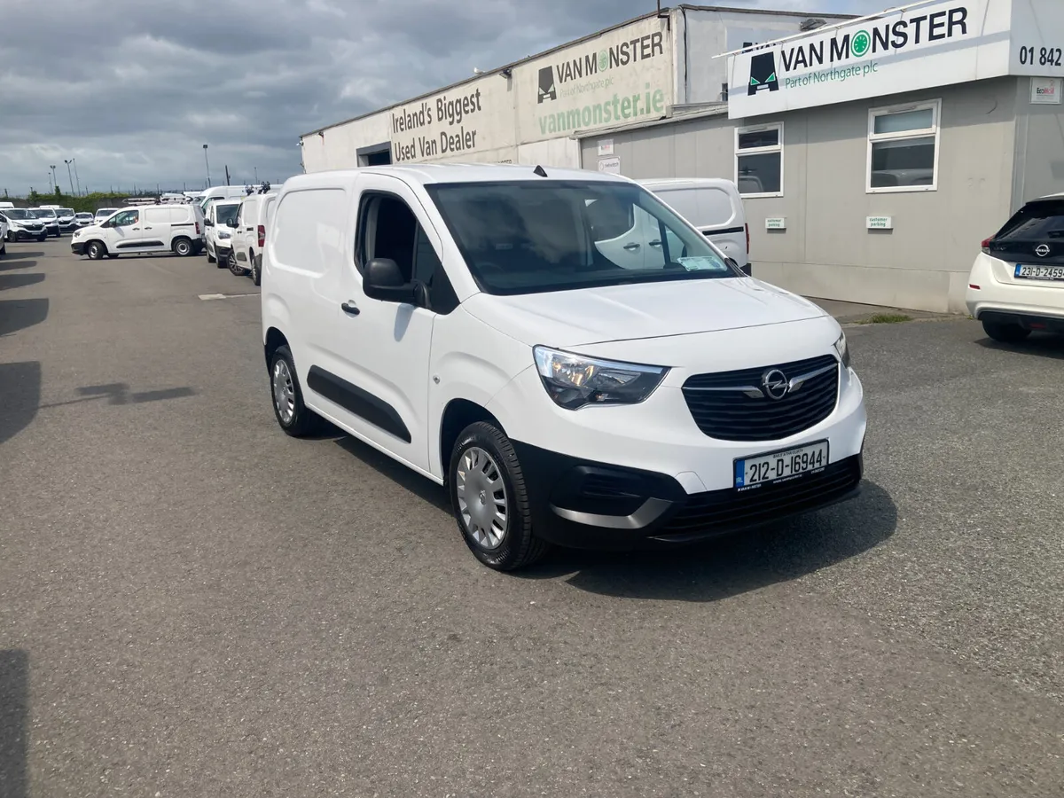 Opel Combo 2021 - Image 1