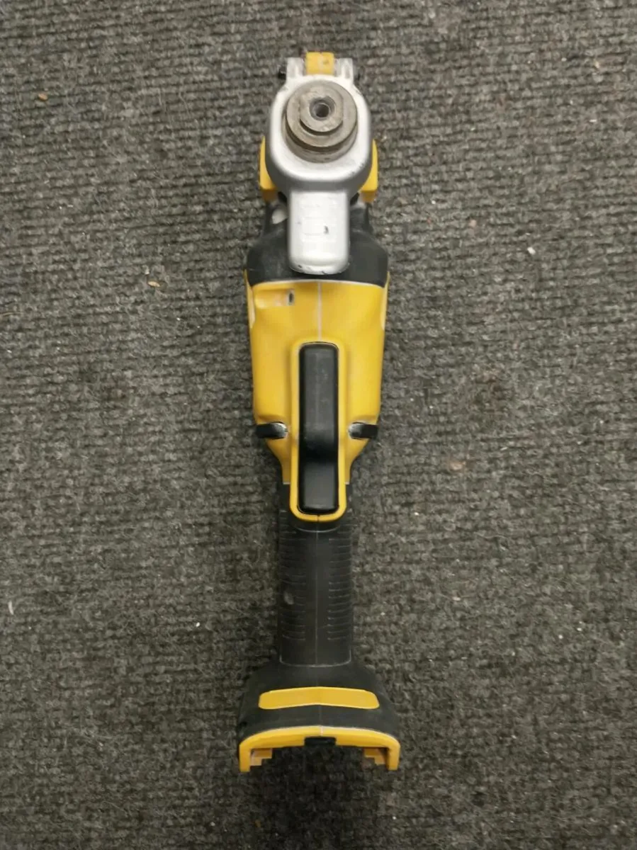 DeWalt DCS355 MULTI TOOL BARE UNIT - Image 2