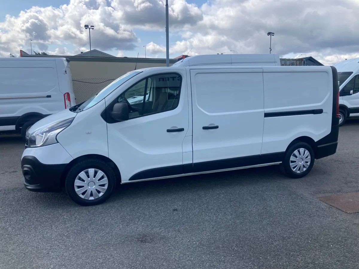 Renault Trafic 2021 - Image 4