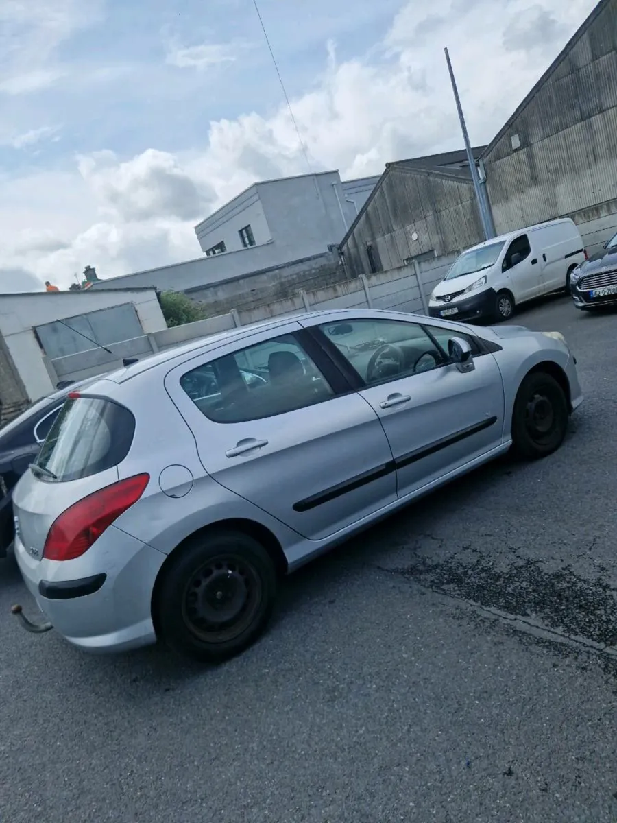 Peugeot 308 - Image 3