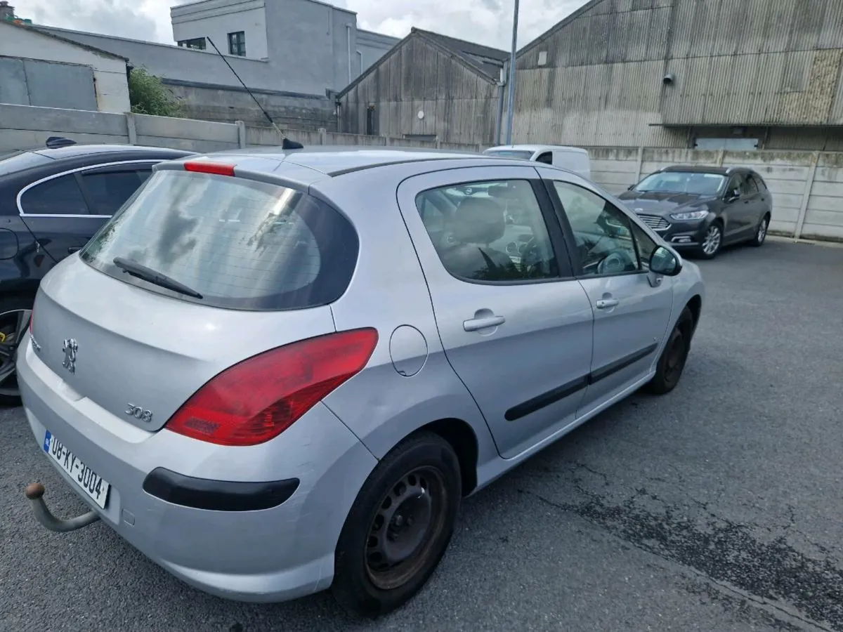 Peugeot 308 - Image 4