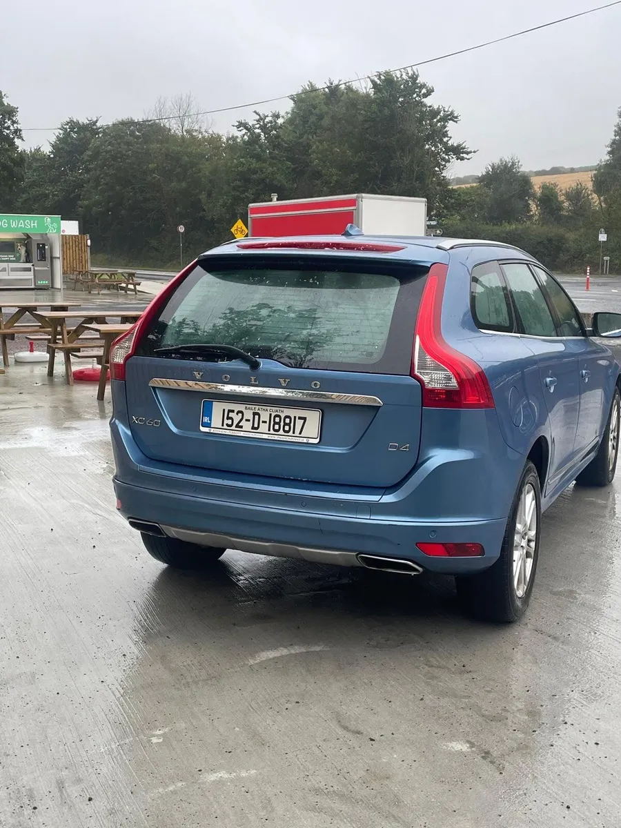 Volvo XC60 2015 - Image 4