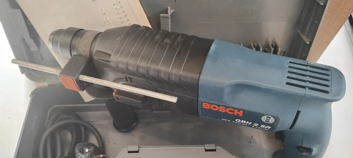 Bosch GBH 2 SR Sds+ 2 Mode 240v - Image 3