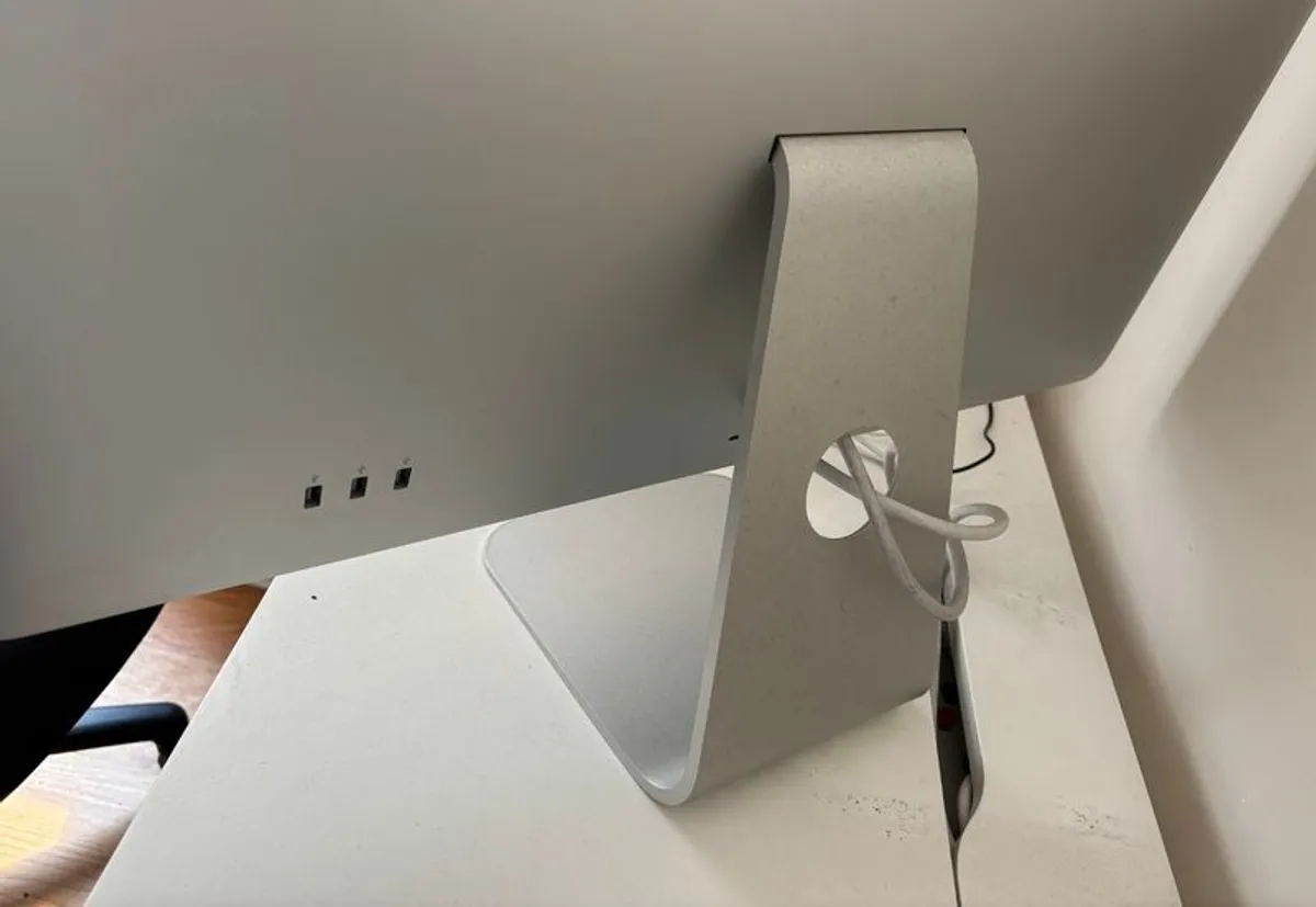 Apple LED Cinema Display 27-inch - Image 2