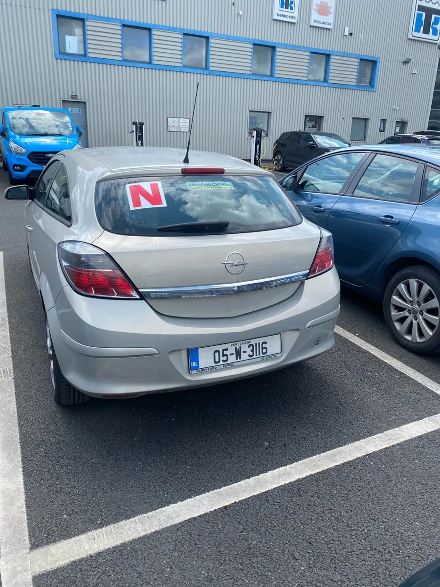 Opel Astra2005/LOW-MILEAGE/open to offers NCT11/25 - Image 4
