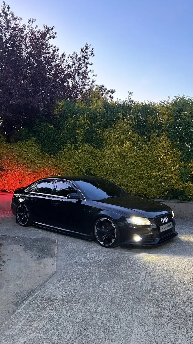 AUDI A4 SLINE - Image 1