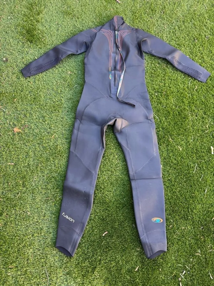 Wetsuit - Image 3