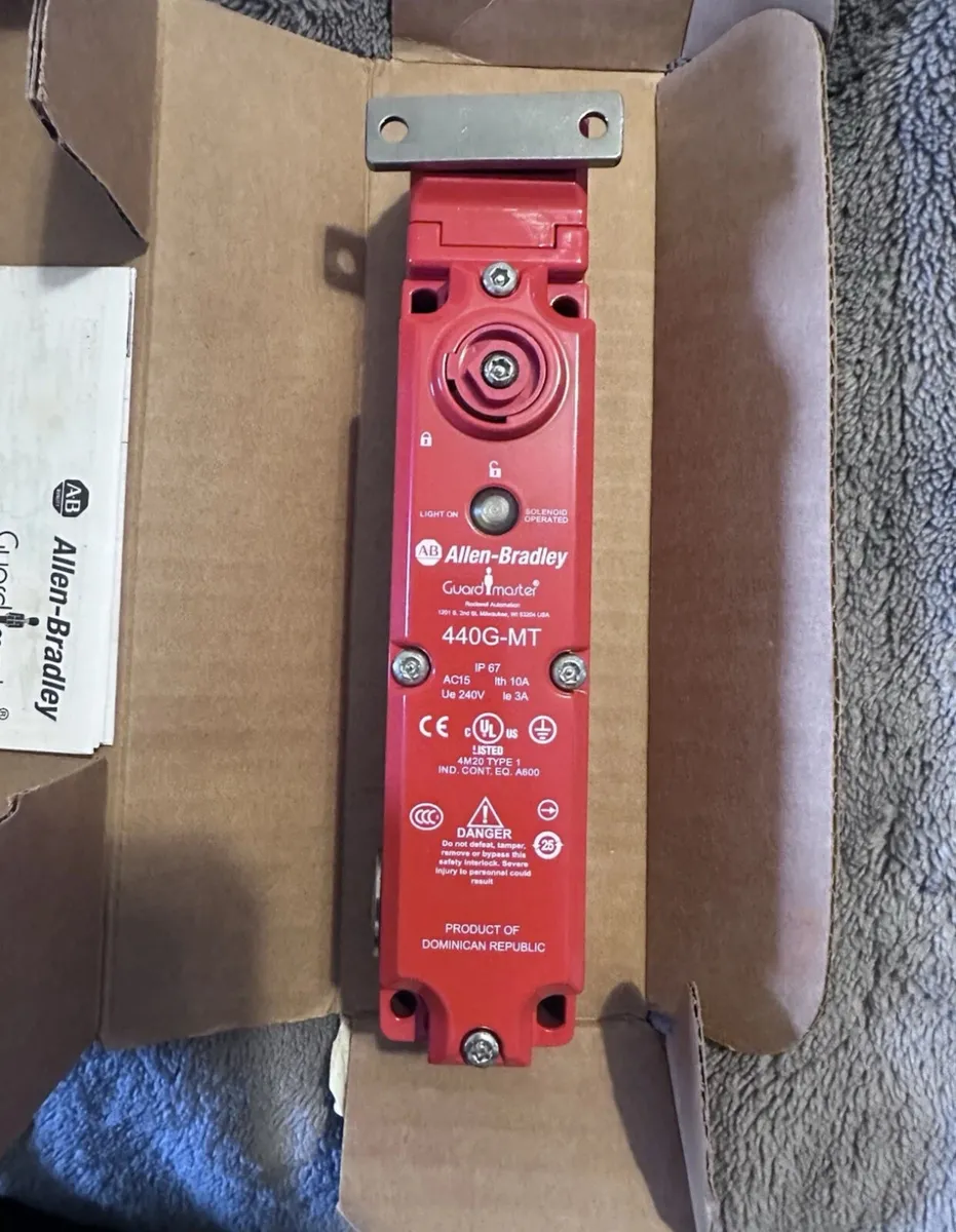 Allen Bradley GuardMaster 440G-MT - Image 1