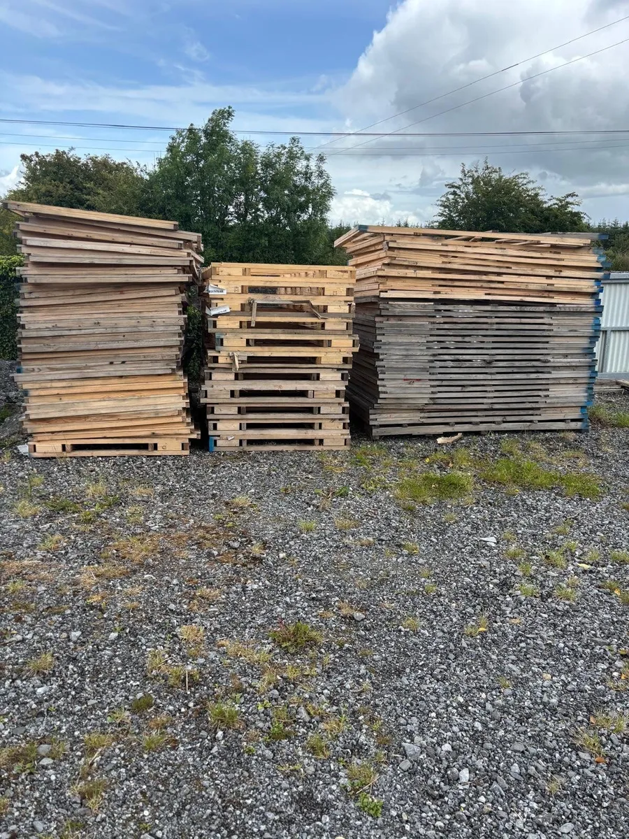 Large amount of Timber - Image 1