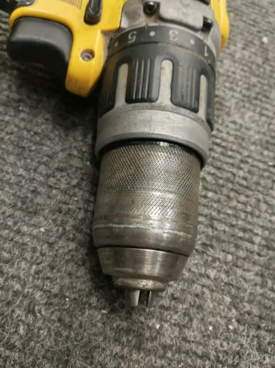 DeWalt DCD796 BARE UNIT - Image 4