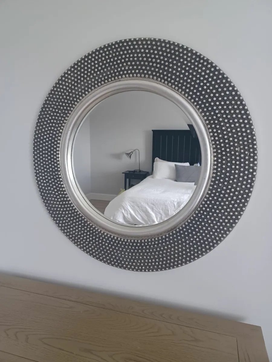 Round Mirror - Image 1