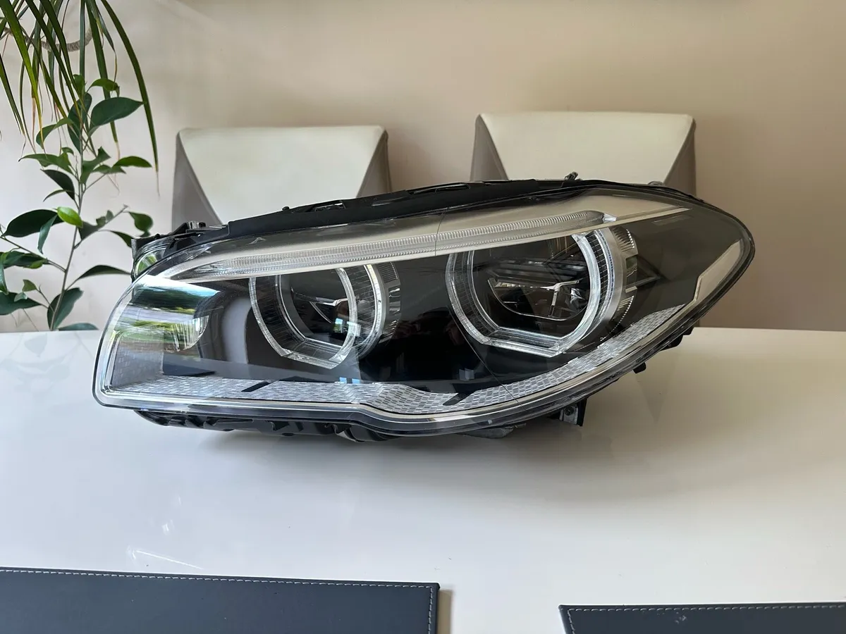 Bmw F10 adaptive led headlight - Image 1