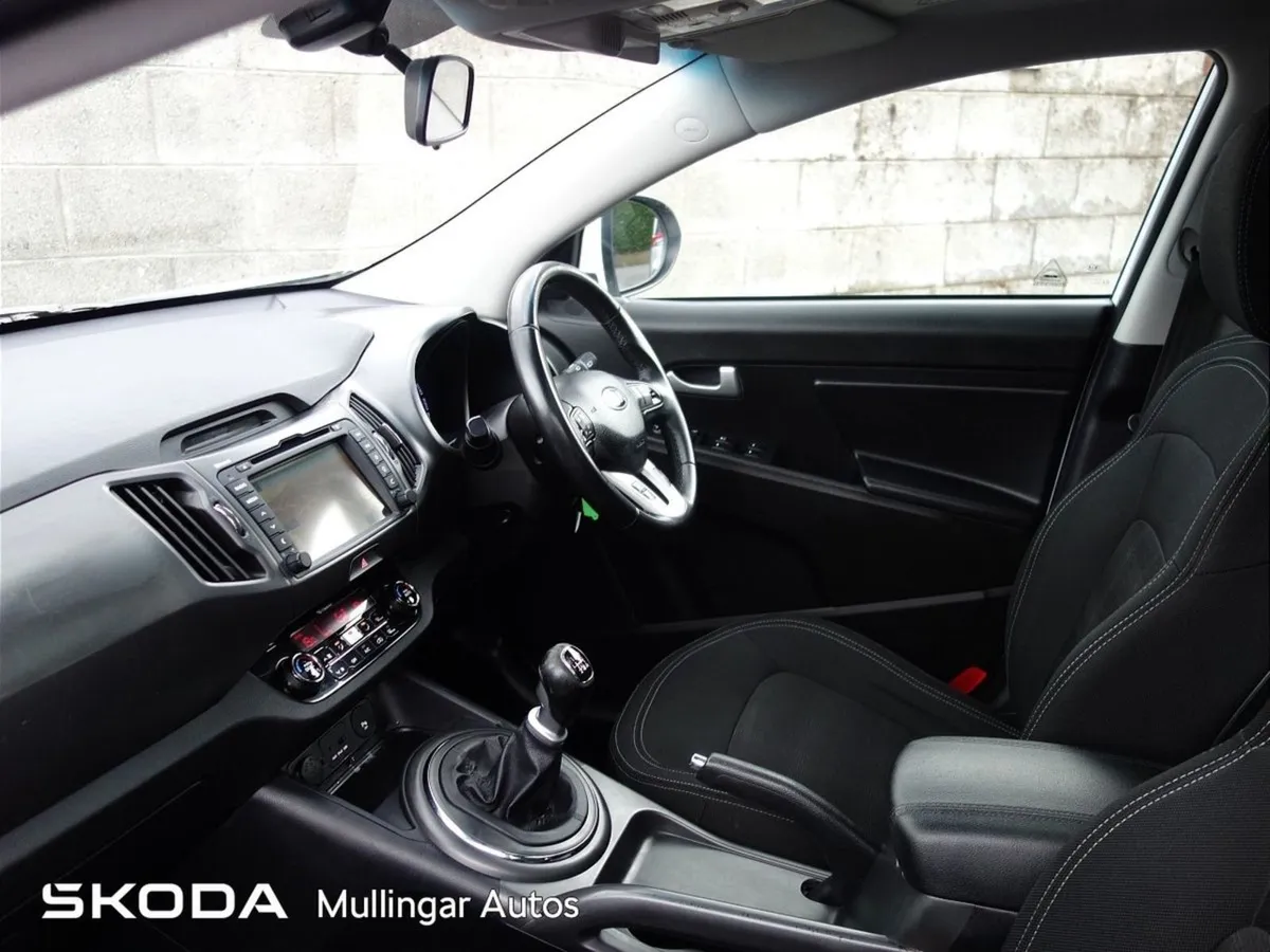 Kia Sportage 1.7 D Lxes (sunroof) 2WD - Image 4