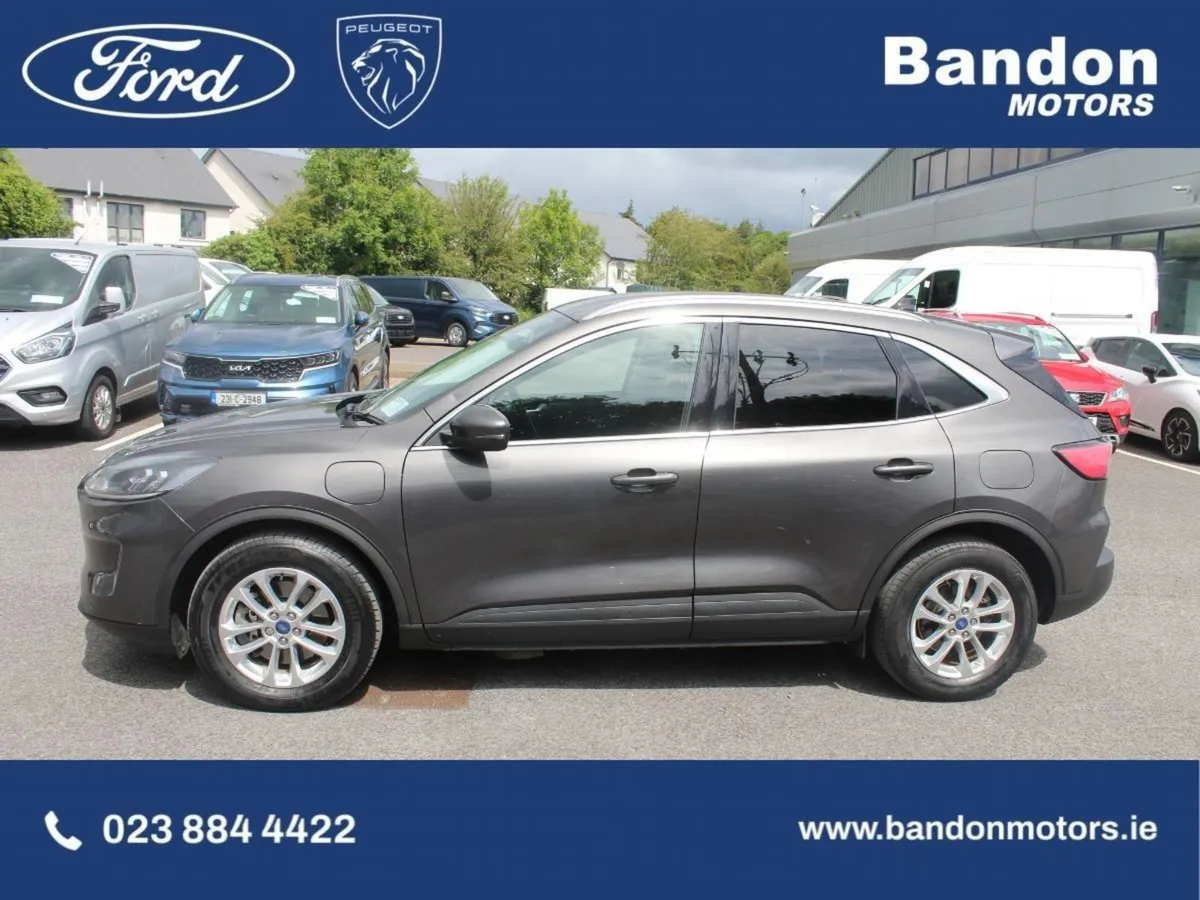 Ford Kuga 2.5 Duratec 225PS Phev Titanium Auto - Image 3