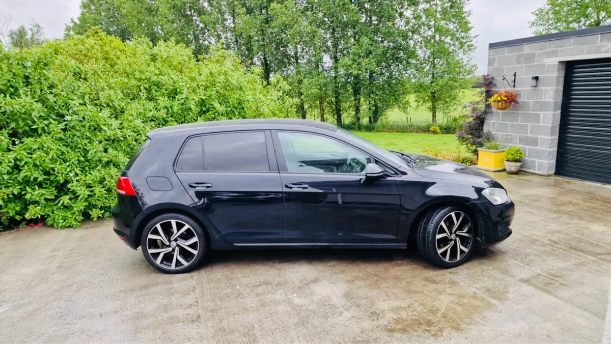 141 VW GOLF 2.0TDI MANUAL CL NCT 02.06.2026 - Image 3