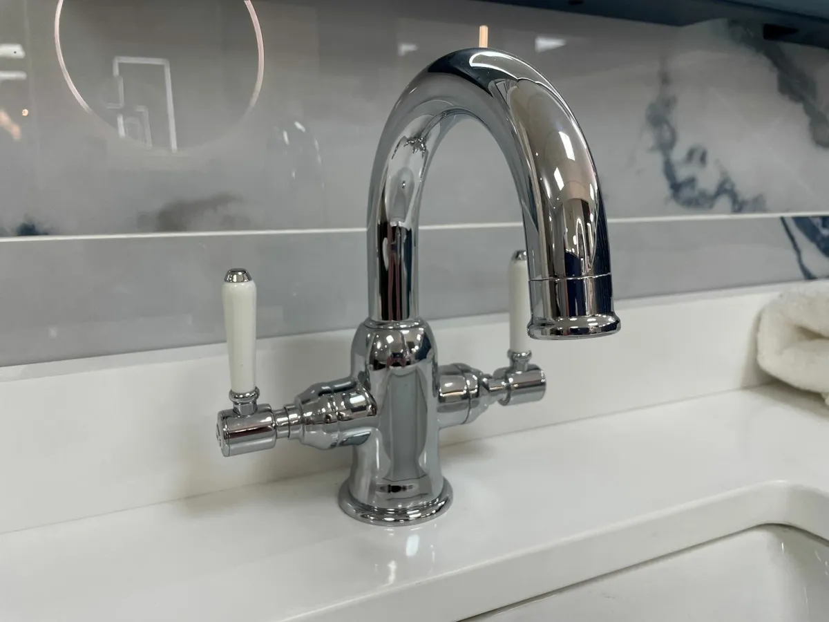 Keswick Basin Mixer & Waste - Chrome