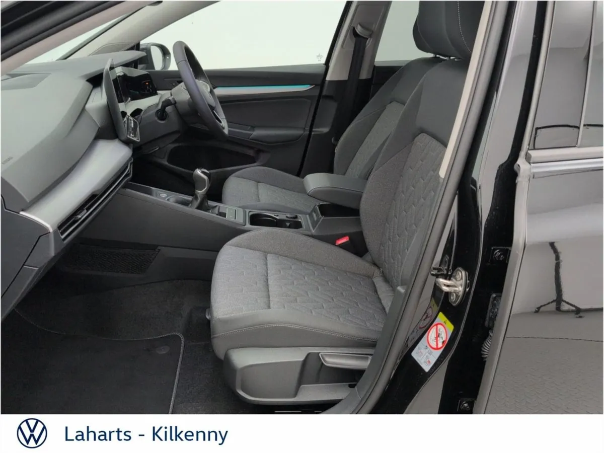 Volkswagen Golf Edition 75 2.0tdi 5DR 116HP - Image 4