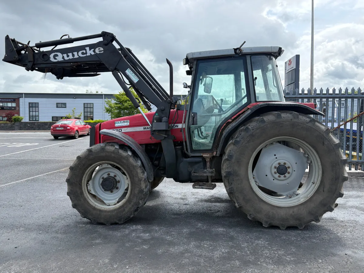 Massey Ferguson 4270 - Image 2