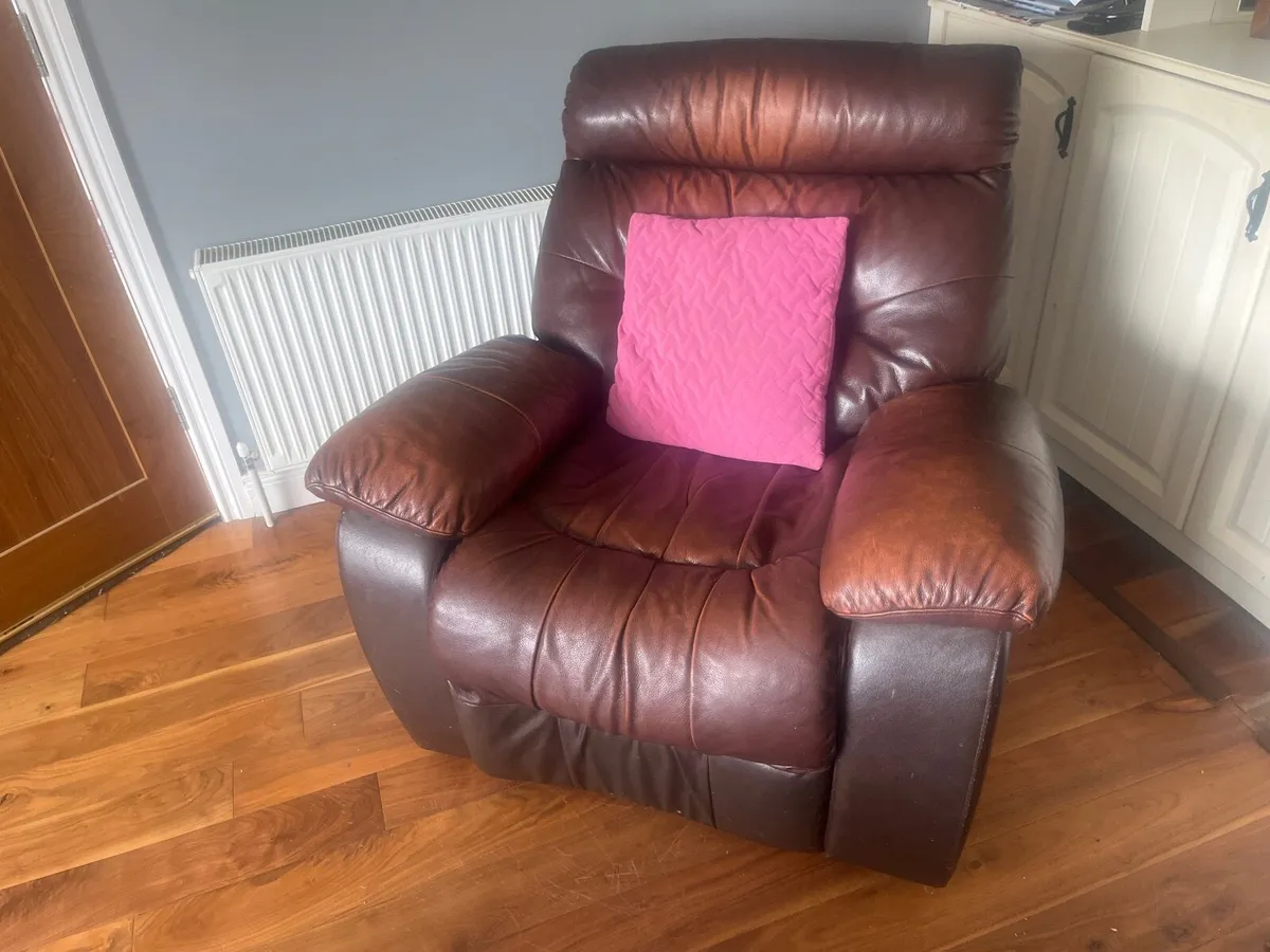 Sofa - Image 3