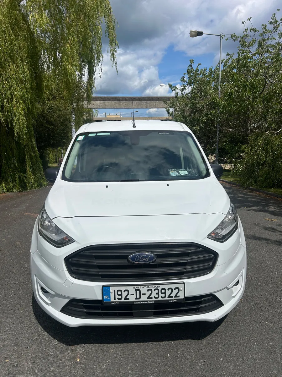 Ford Transit Connect 2019 LWB Trend INCLUDES VAT - Image 3