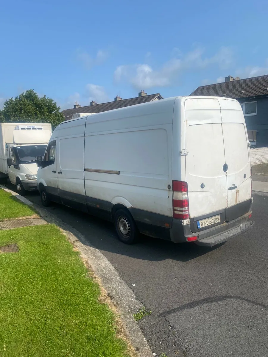 2007 MERCEDES SPRINTER FRIDGE - Image 4