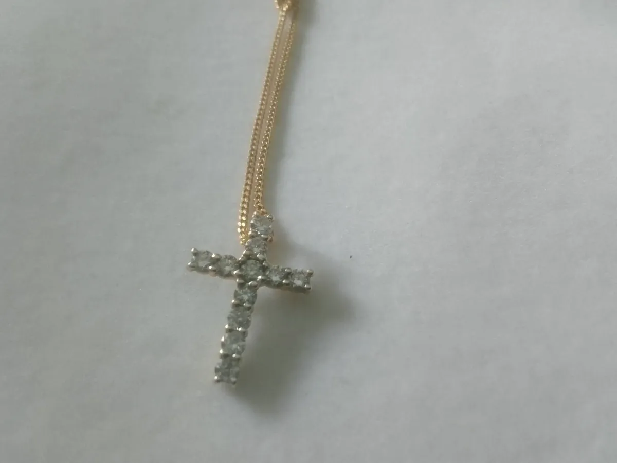 STG SILVER GOLD LAB 0.50ct DIAMOND CROSS PENDANT - Image 3