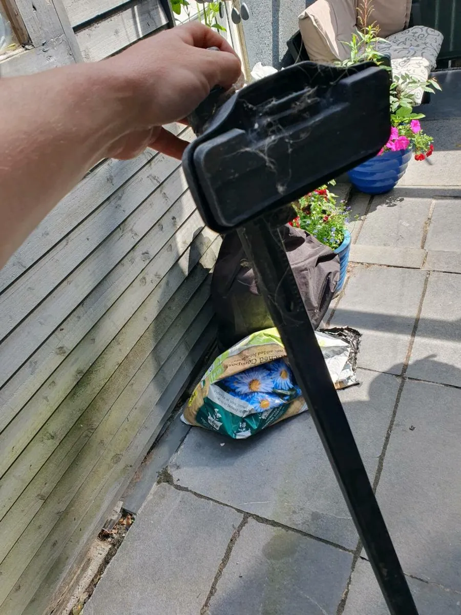 Thule roof bars - Image 1