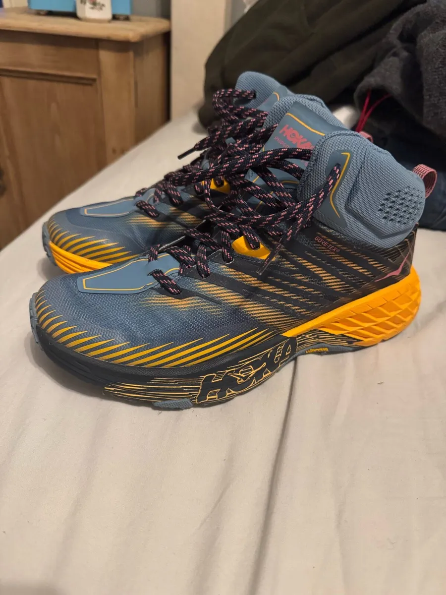 Hoka Running boots - Image 1