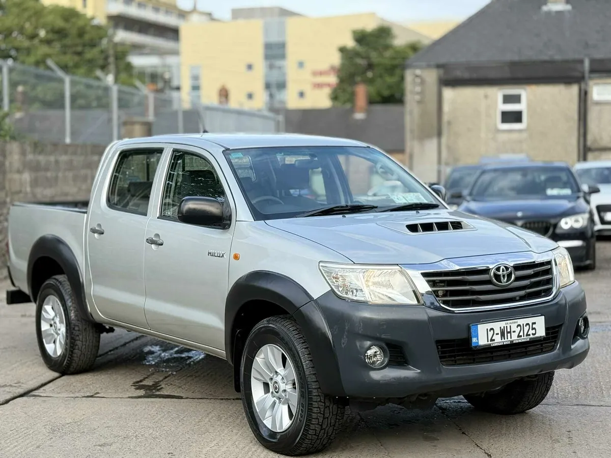 2012 Toyota Hilux - Image 1