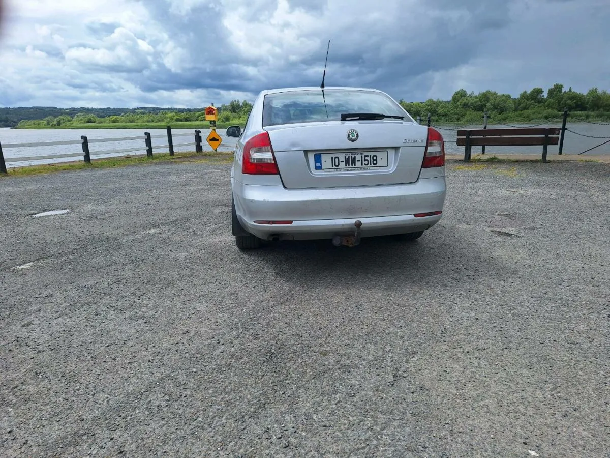 Skoda octavia 1.2 petrol - Image 4