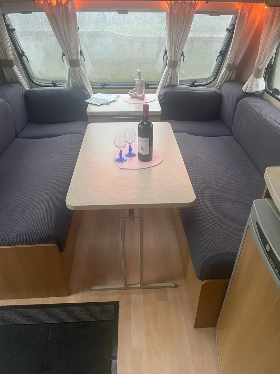Swift Charisma 620 top Condition - Image 4