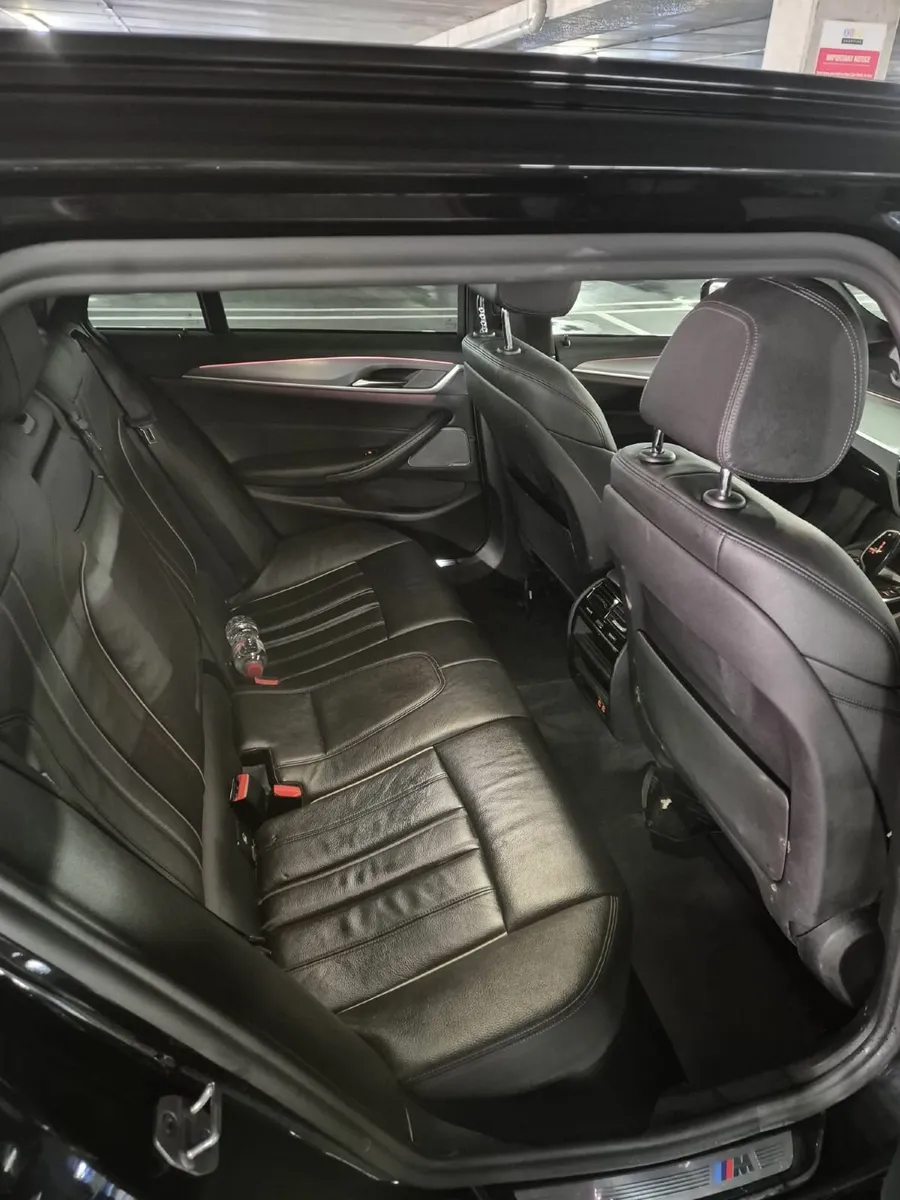 BMW 5-Series 2020 - Image 4