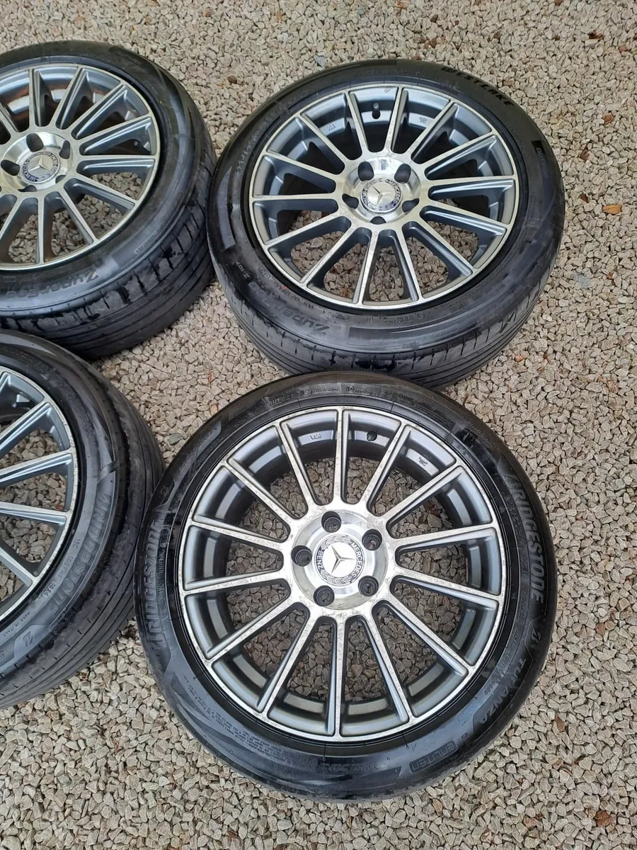 Mercedes Alloy wheels - Image 4