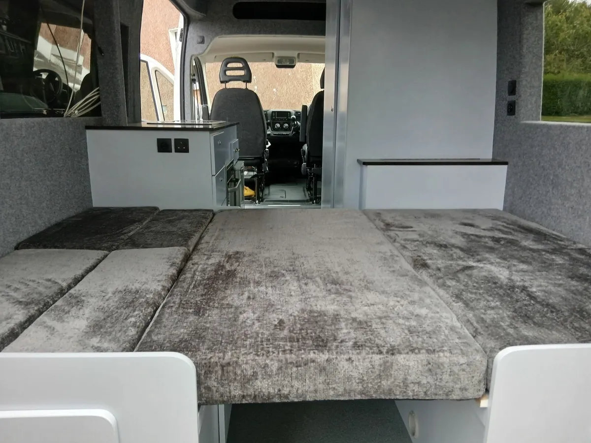 Campervan - Image 3