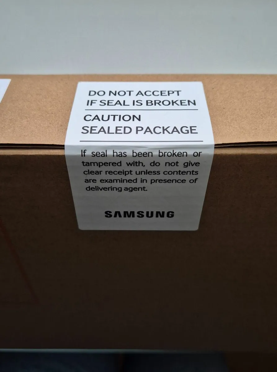 Galaxy Chromebook Go - Image 3