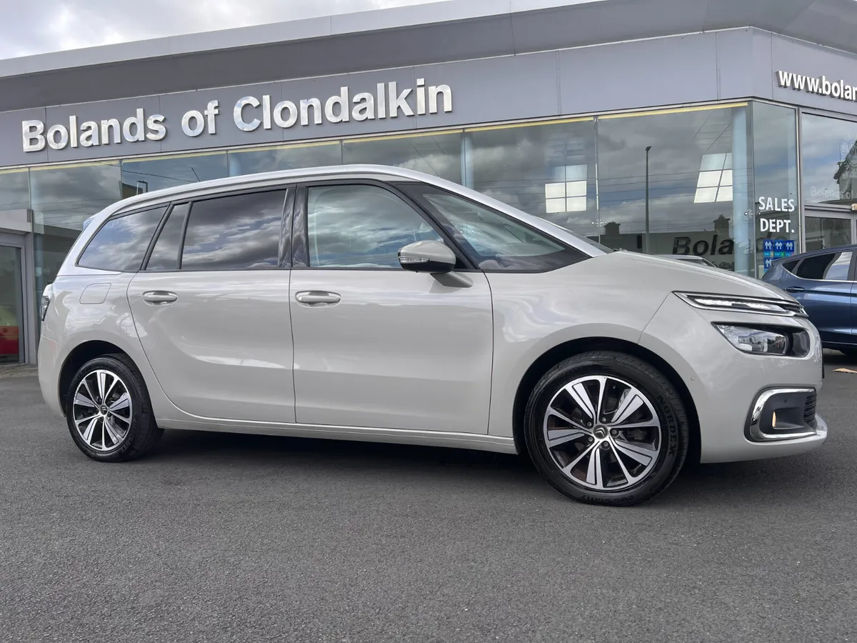 Superb Value 7 Seat High Spec Low Kms Very Clean 2 - Image 4