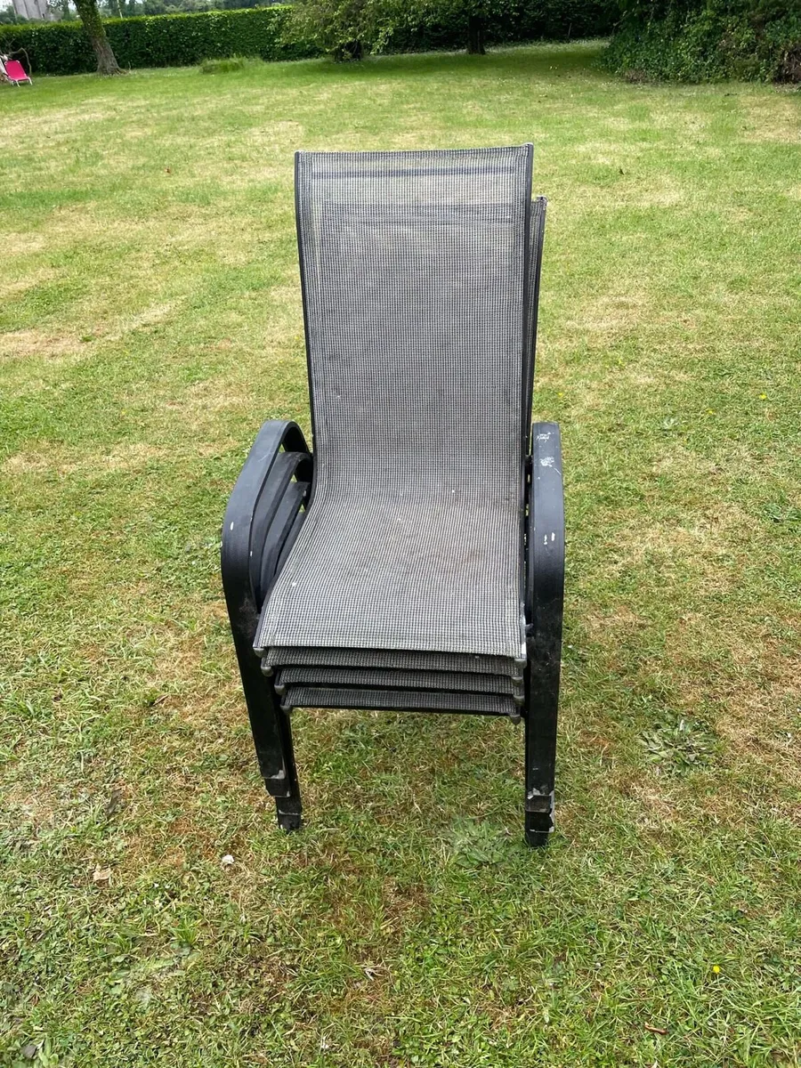 4 garden chair set to go €50 - Image 2