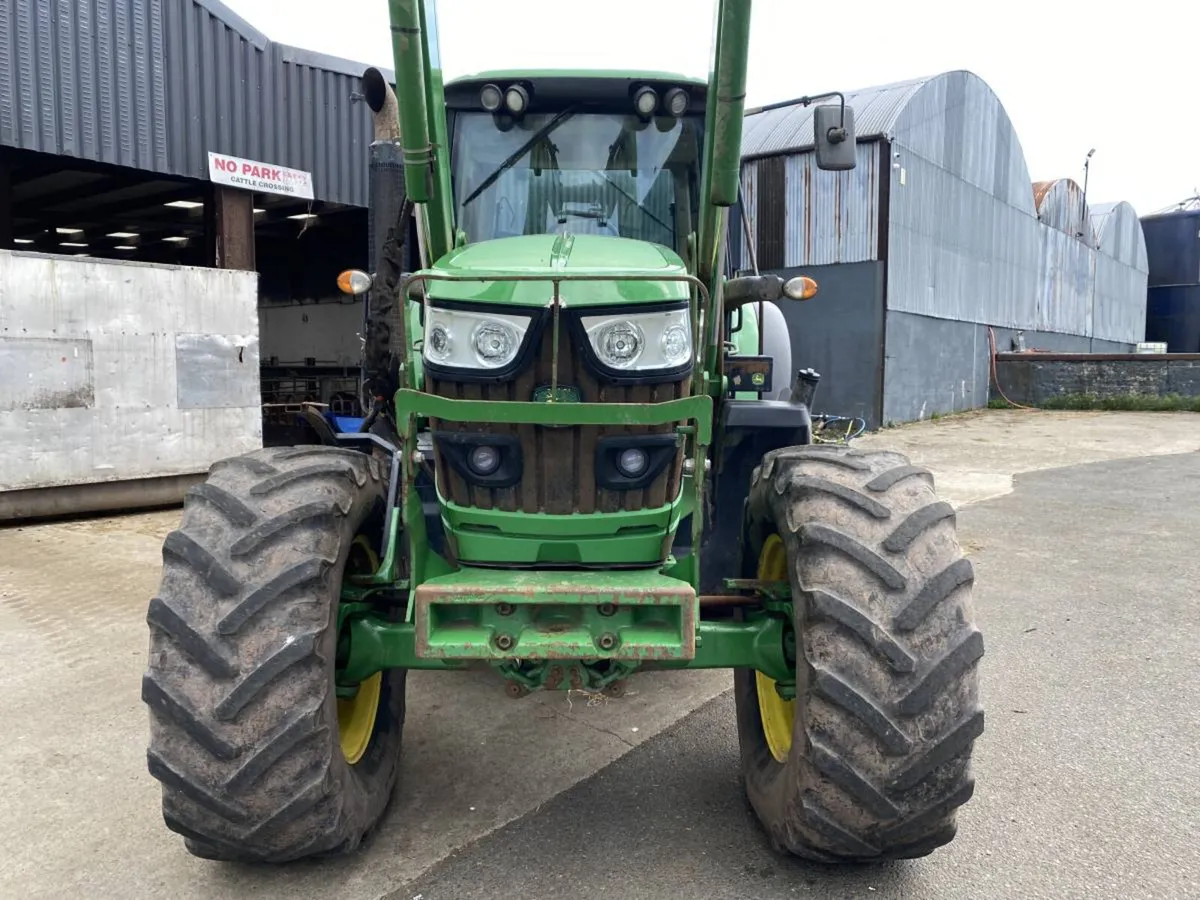2015 John Deere 6150M TLS - Image 2