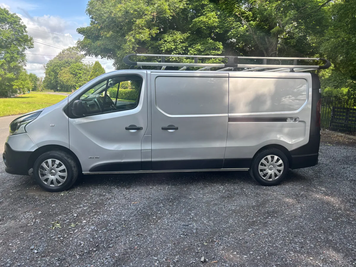 Renault Trafic Business + Low miles - Image 4