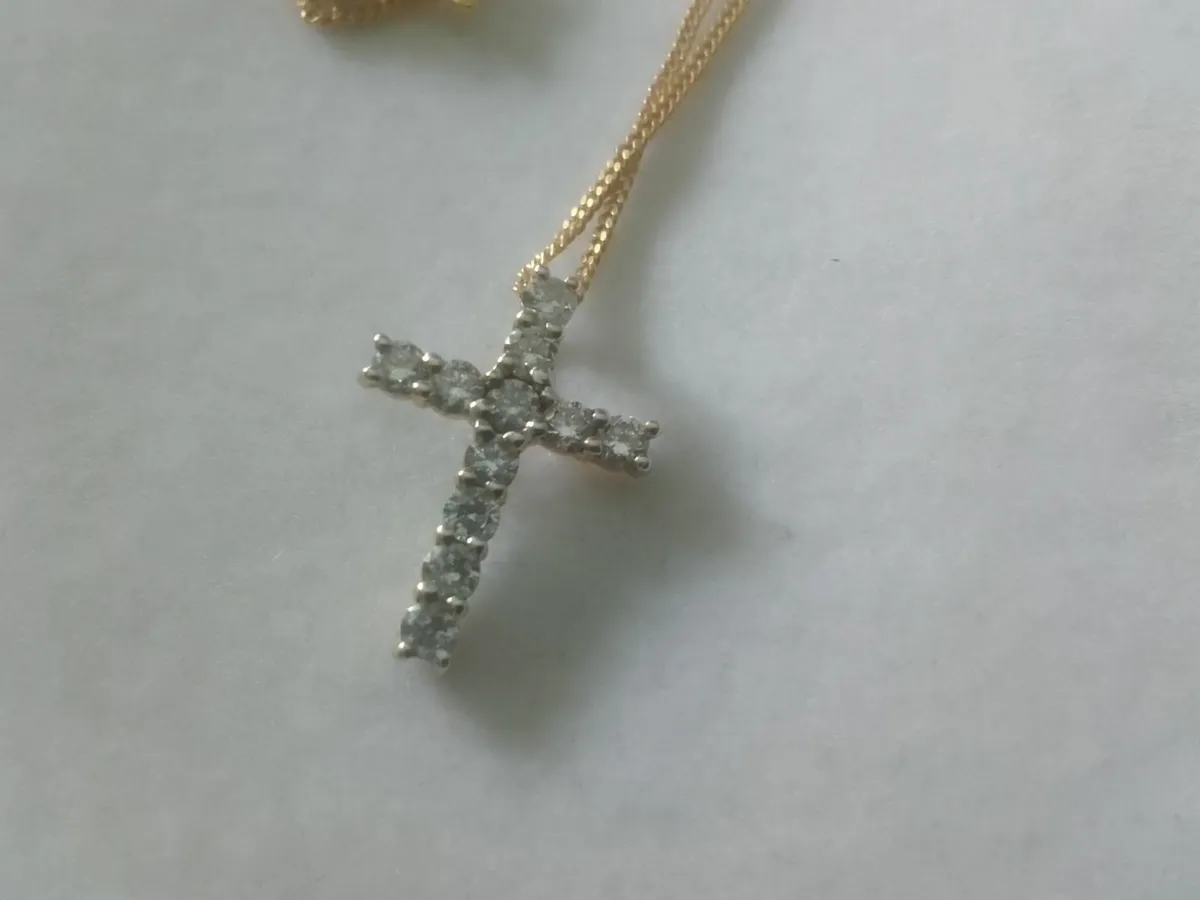 STG SILVER GOLD LAB 0.50ct DIAMOND CROSS PENDANT - Image 2