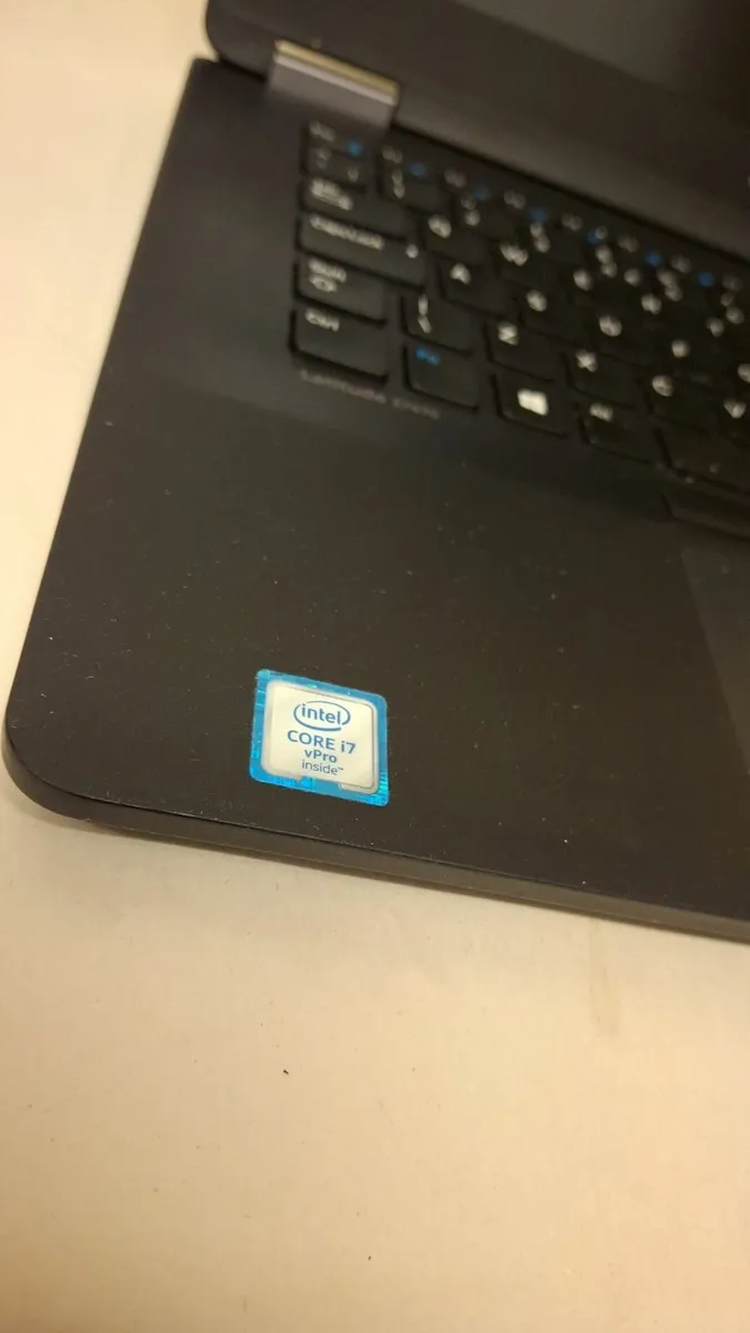 Dell Latitude E7470 i7 6th Gen | 16GB RAM Laptop - Image 4