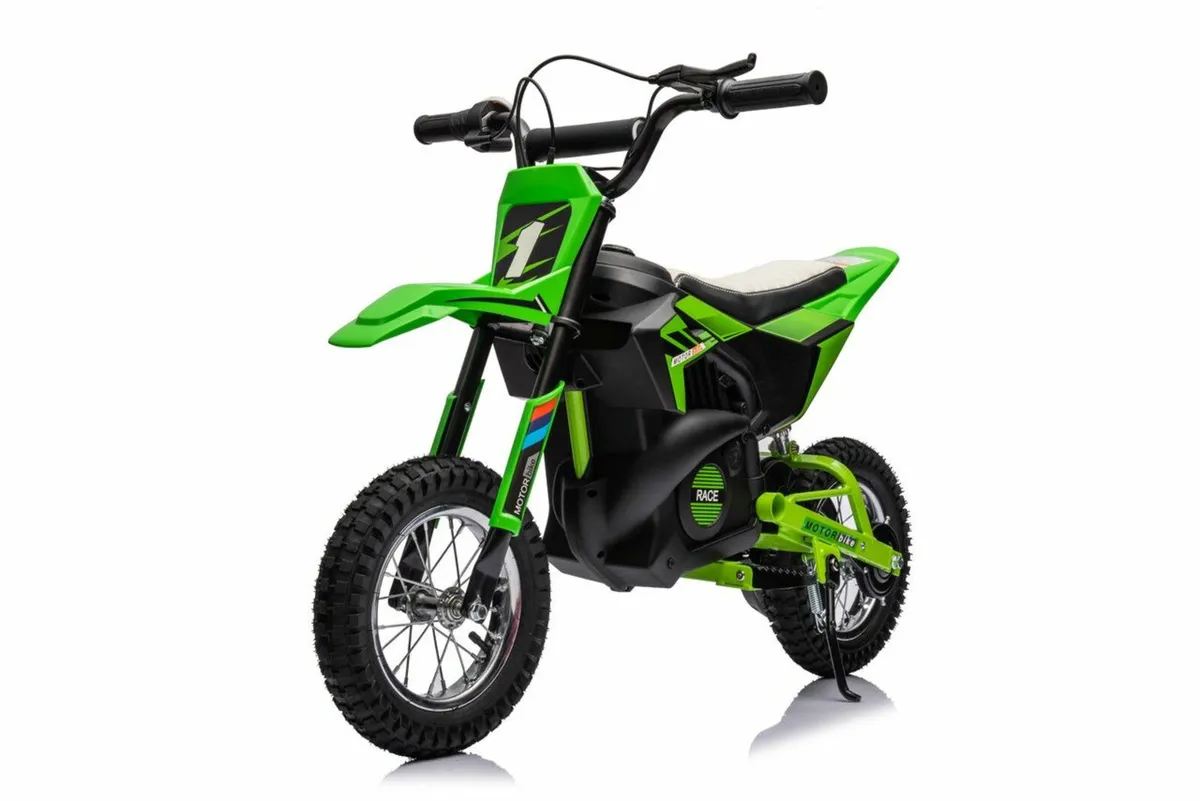 Dirt Race Scrambler 24V Electric Ride On Motorbike - Image 3