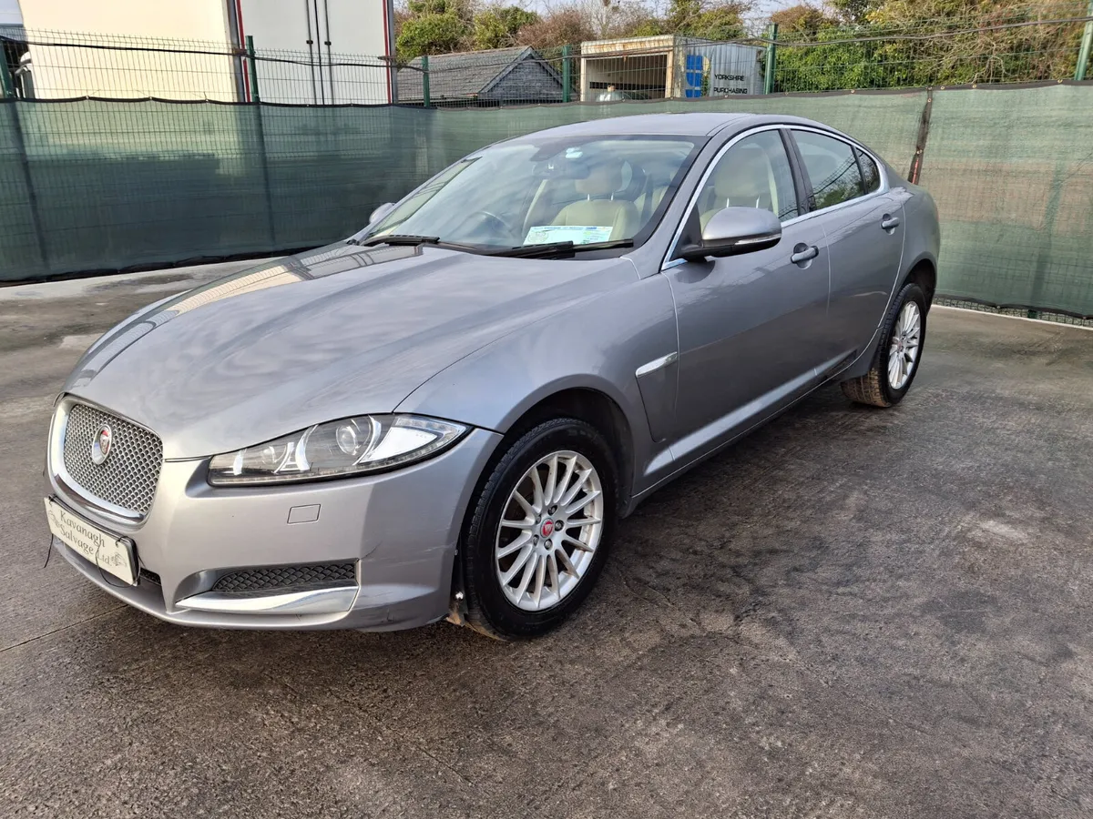 2014 Jaguar XF 2.2 Diesel Automatic - Image 2
