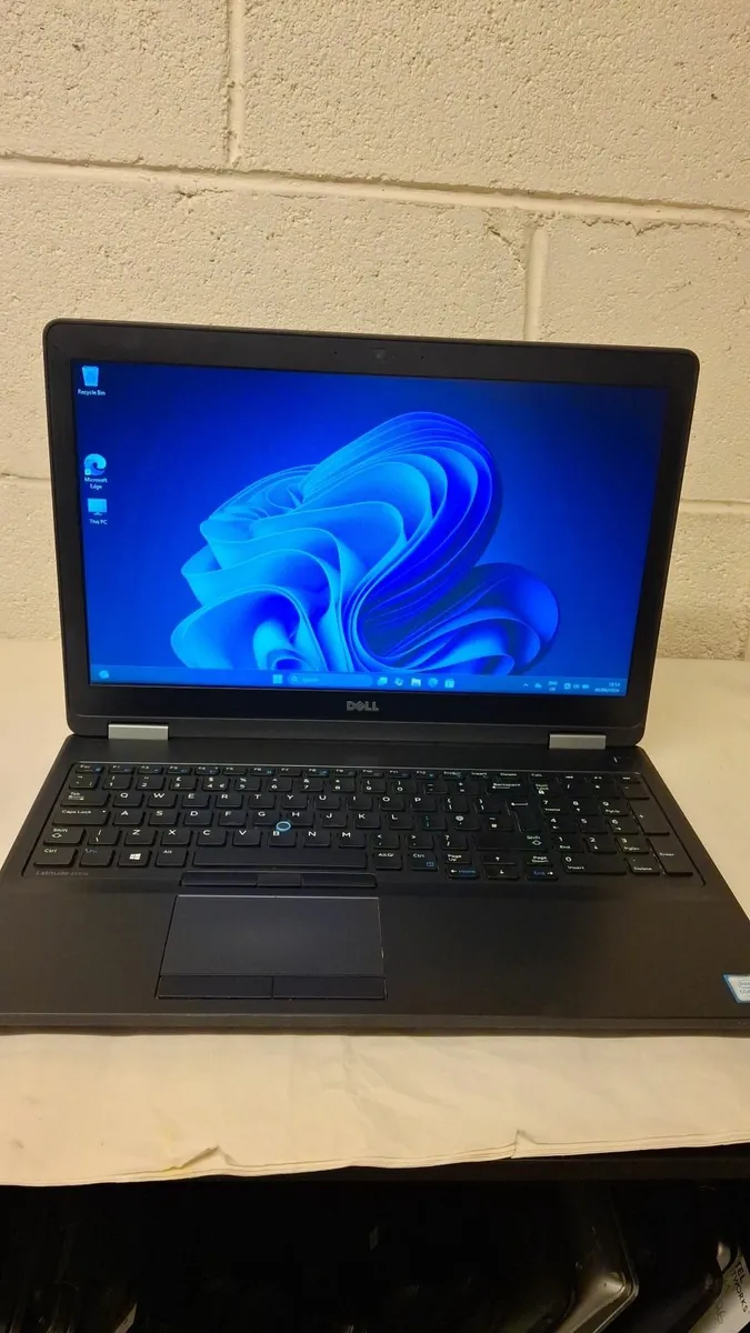 Dell Latitude E5570 i5 6th Gen | 16GB RAM Laptop - Image 3