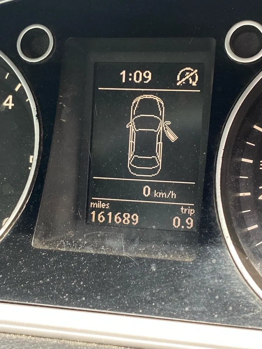 VW Passat 1.6 Tdi - Image 4